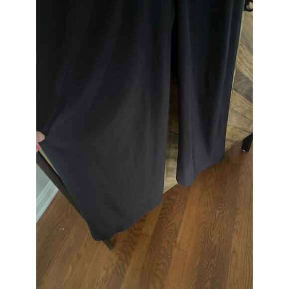 Athleta Brooklyn Heights Wide Leg Jumpsuit in Black Size 10P - Picture 3 of 6